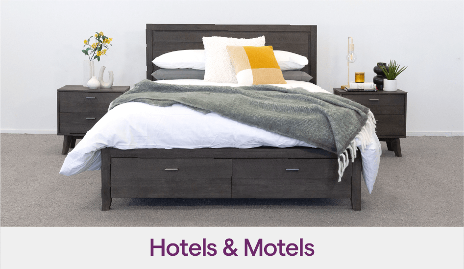 Hotels & Motels